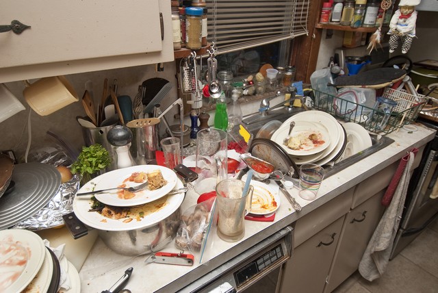 Safety Is The Number 1 Priority of Hoarding Cleanup
